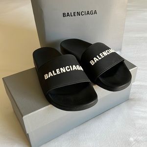 Balenciaga Pool Slide Sandal Come with original packaging